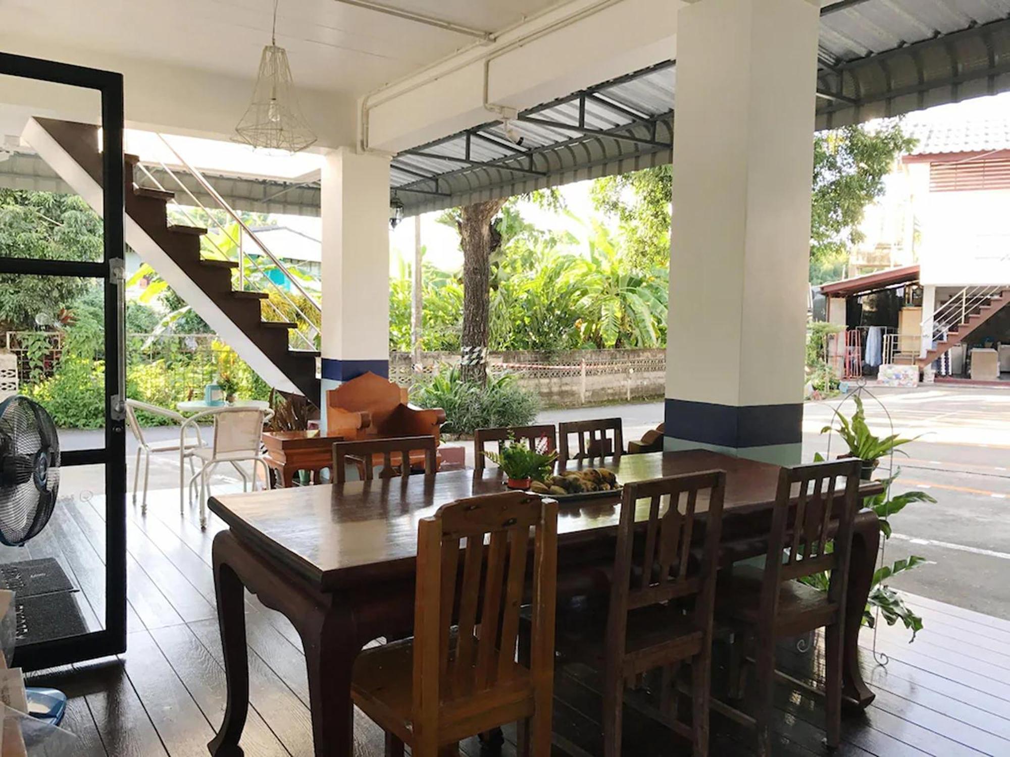 Baan Nuk Anong Hotel Chiang Rai Exterior photo