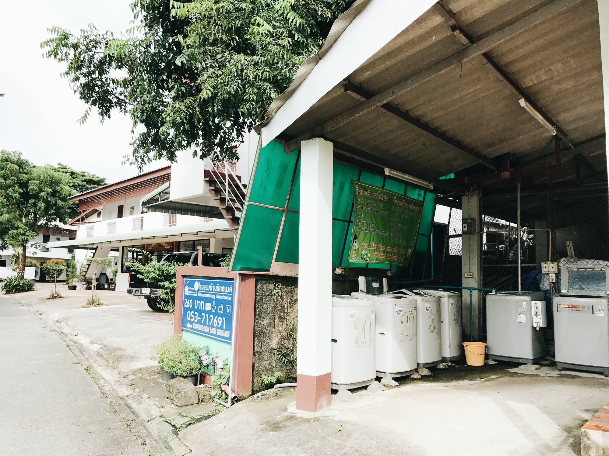 Baan Nuk Anong Hotel Chiang Rai Exterior photo